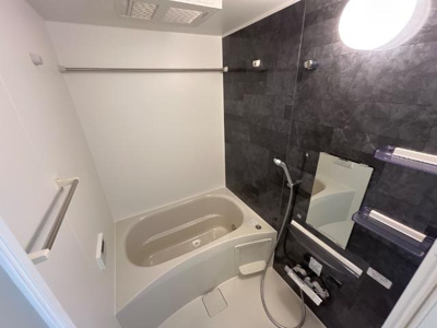 【浴室】 | 仮）四日市市赤堀新築アパート | バス（イメージ）