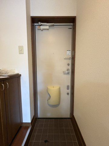 【玄関】ウエストキャッスル河原町