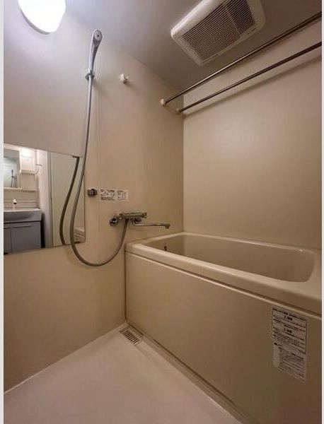 ビヤンポートの浴室