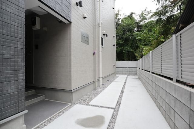 オーロ金町のエントランス