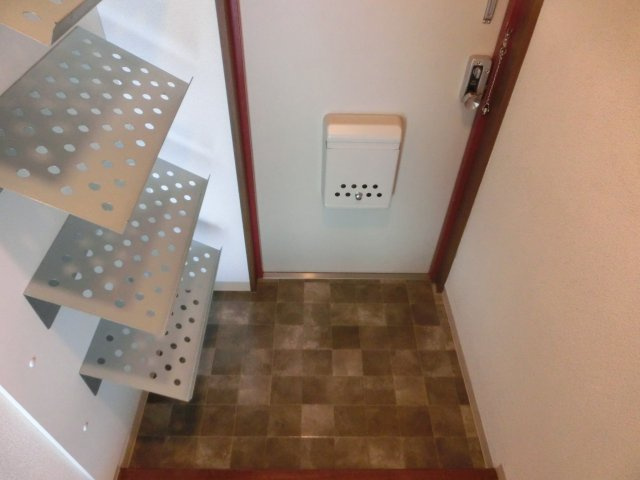 スターマンションの玄関