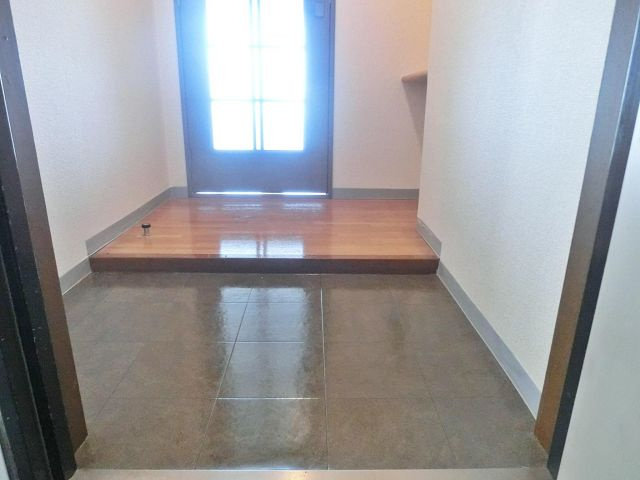 スターマンションの玄関