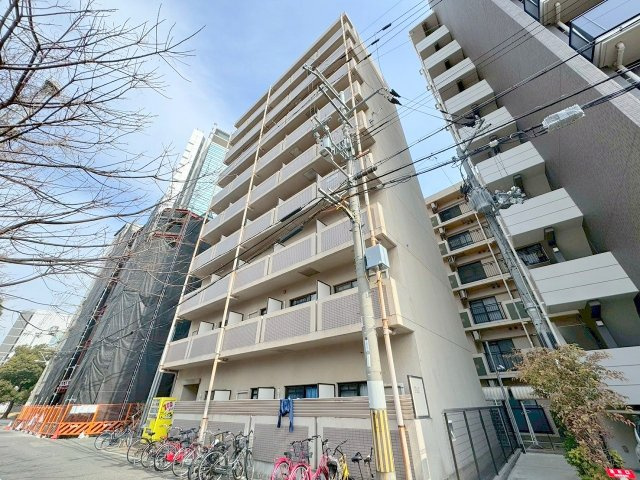 クレハタワーズ東中島の外観