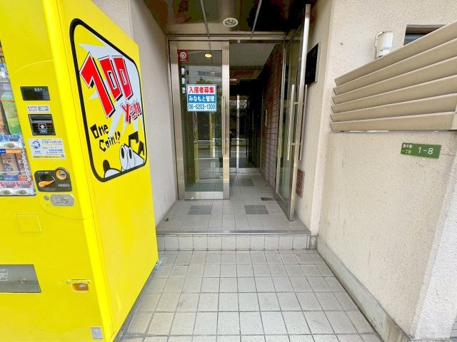 クレハタワーズ東中島のエントランス