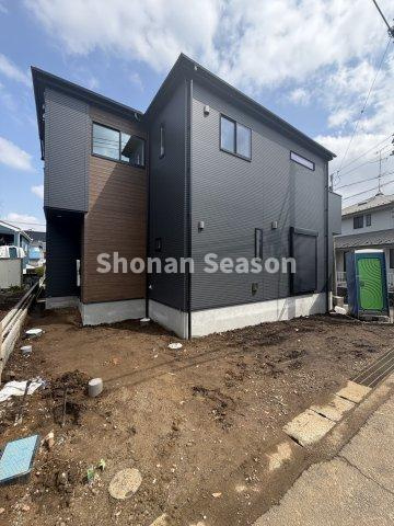 【間取り】 | LDK全体を見渡せるI型リビング◎LDK広々18.3帖！　
あると嬉しい大型収納を各所に設置！生活動線良好で毎日の家事も捗ります♪