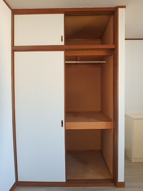シャトー尾上の収納