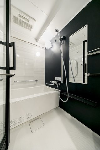 ミリアレジデンス新宿御苑の浴室|※写真は同タイプ住戸です。