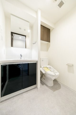 ミリアレジデンス新宿御苑のトイレ|※写真は同タイプ住戸です。