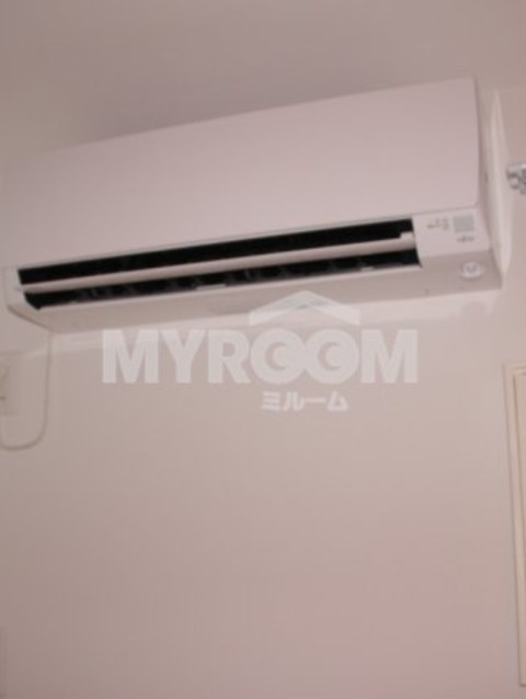 アーバンレジスの設備|エアコン、照明器具完備☆