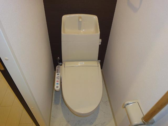 ＭＥＩＥＫＩ　ＳＴのトイレ|シャワー付トイレ