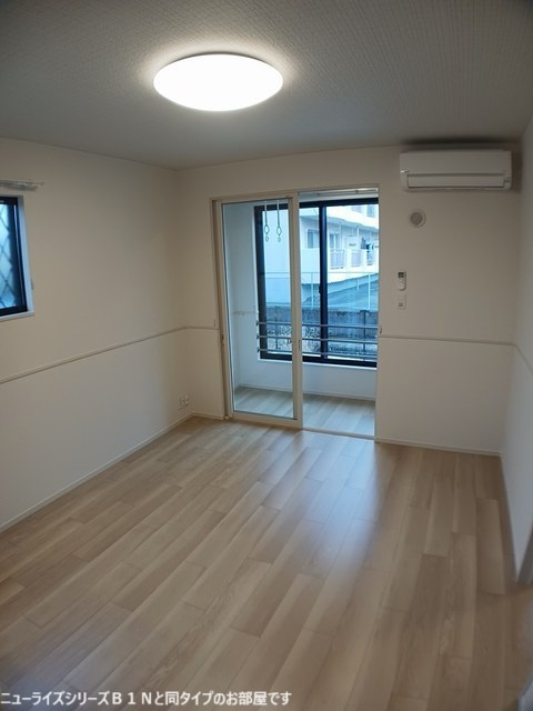 フルールドゥボヌールアオイの居間・リビング