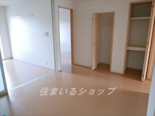 グレイス亀山の収納