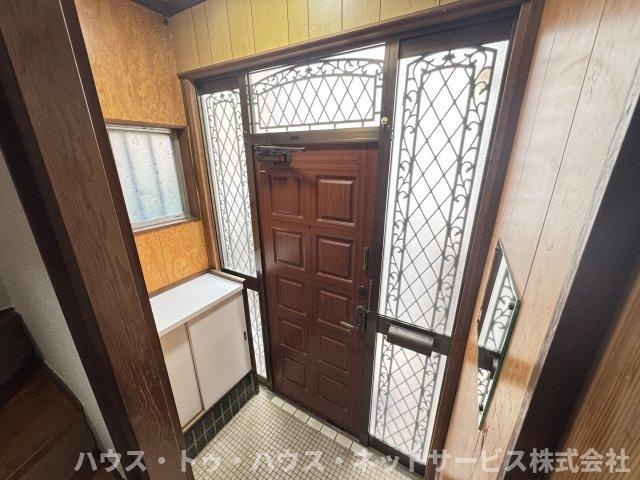 北松戸戸建の玄関