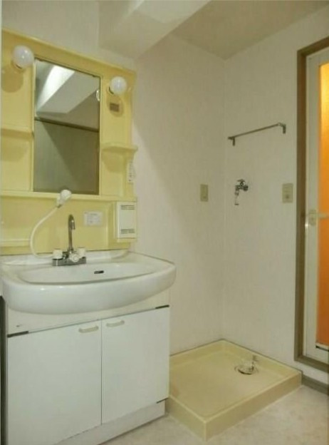 ヴァンヴェールの洗面所|スペースが確保できる洗面所です