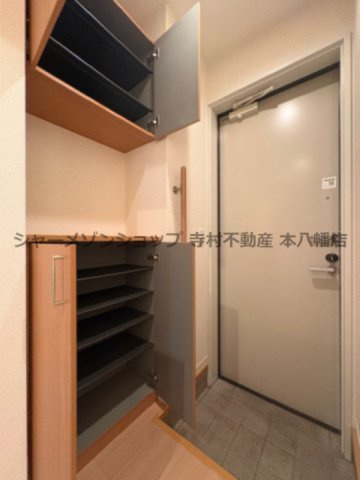 ボナールの玄関|玄関には大型シューズBOXを設置♪