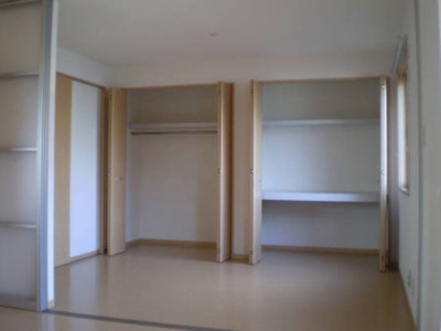 【寝室】 | サンセールＳ