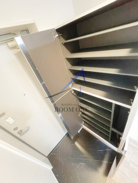 グリセリン・クイーンの玄関|玄関です。