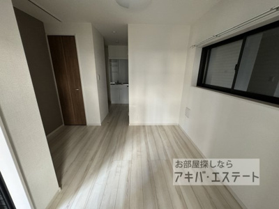 【居間・リビング】 | LysBlanc 北千住 | 同一仕様写真