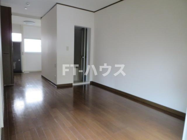 第三平和荘の居間・リビング