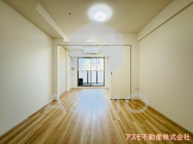 【居間・リビング】 | セレニテ本町東リアン | ※同シリーズ　参考写真