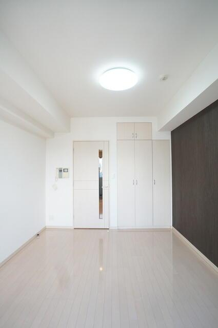 ＦｅｅＬＡ渋谷の内装|シンプルな内装です