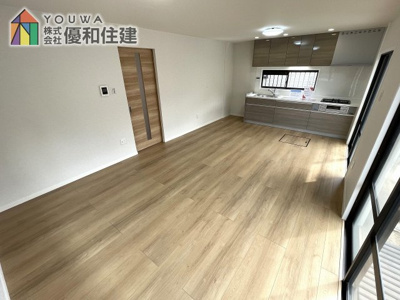 【居間・リビング】 | 中古戸建　明石市二見町西二見