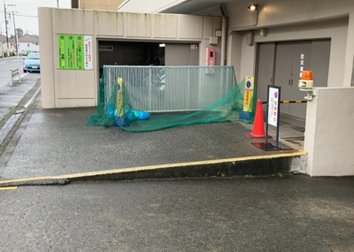 【設備】 | めじろ台ハイム | 共有部分は、住民なら誰もが使える設備のこと。例えば駐車場やエレベーター、インターネット設備、セキュリティ設備などがあります。他にも、マンションの廊下・外部階段やエントランス・ゴミ置き場などがあります。