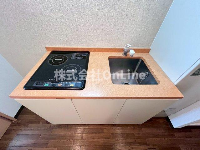 八尾市佐堂町１丁目の賃貸マンションのキッチン