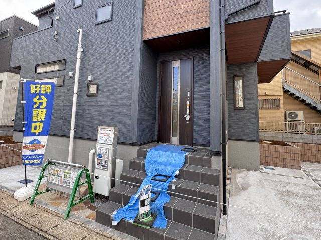 松戸市六実１丁目新築戸建のエントランス|エントランス・玄関ポーチ