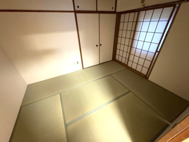 エイコー山手プラザの和室