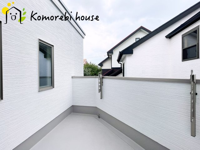 北本市本町3丁目　新築一戸建て　セレクト花水木　Aのバルコニー|広々としたバルコニーです