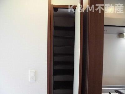 セノーテの内装|明るい色調の室内です