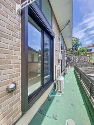 【バルコニー】 | ランドヒルズ長津田 | ※別部屋の写真です