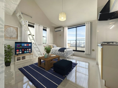 【居間・リビング】 | ランドヒルズ長津田 | ※別部屋のバーチャル家具を使用した写真です。