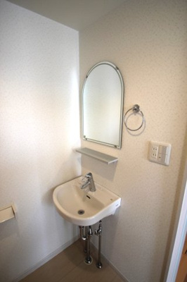 【独立洗面台】 | ランドヒルズ長津田 | ※別部屋の写真です
