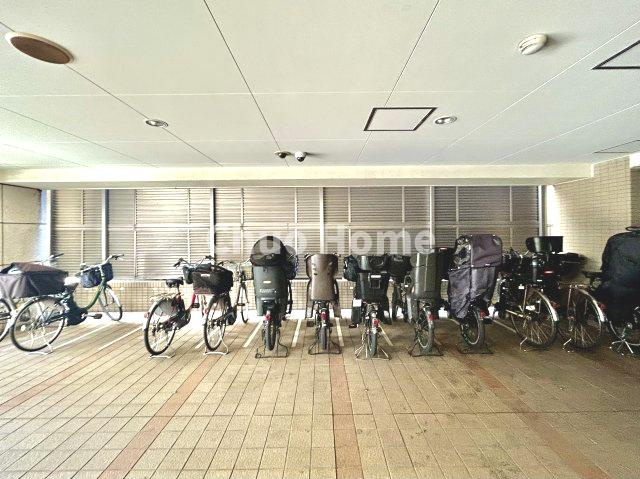 クレストフォルム亀戸ビュータワーの駐輪場|【自転車置き場】最新の空き状況や費用などの詳細は担当スタッフまでお問い合わせください。