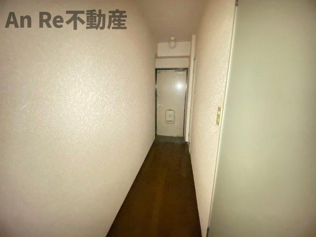 イーストハウスの内装