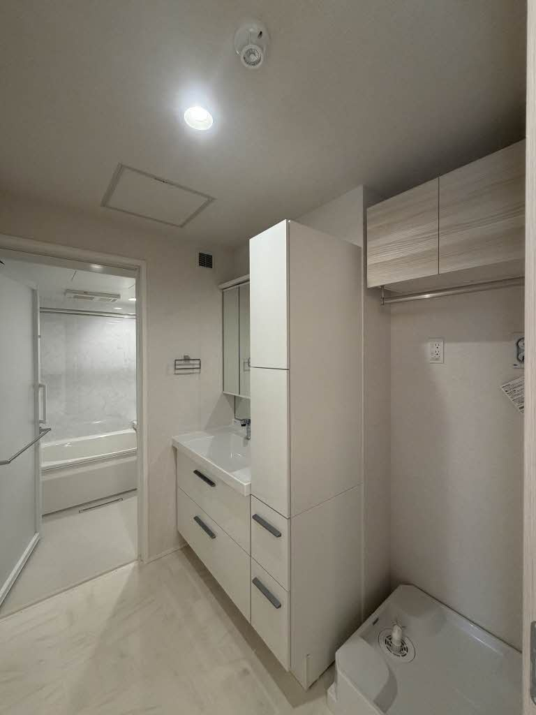 ルル・アルエットの独立洗面台