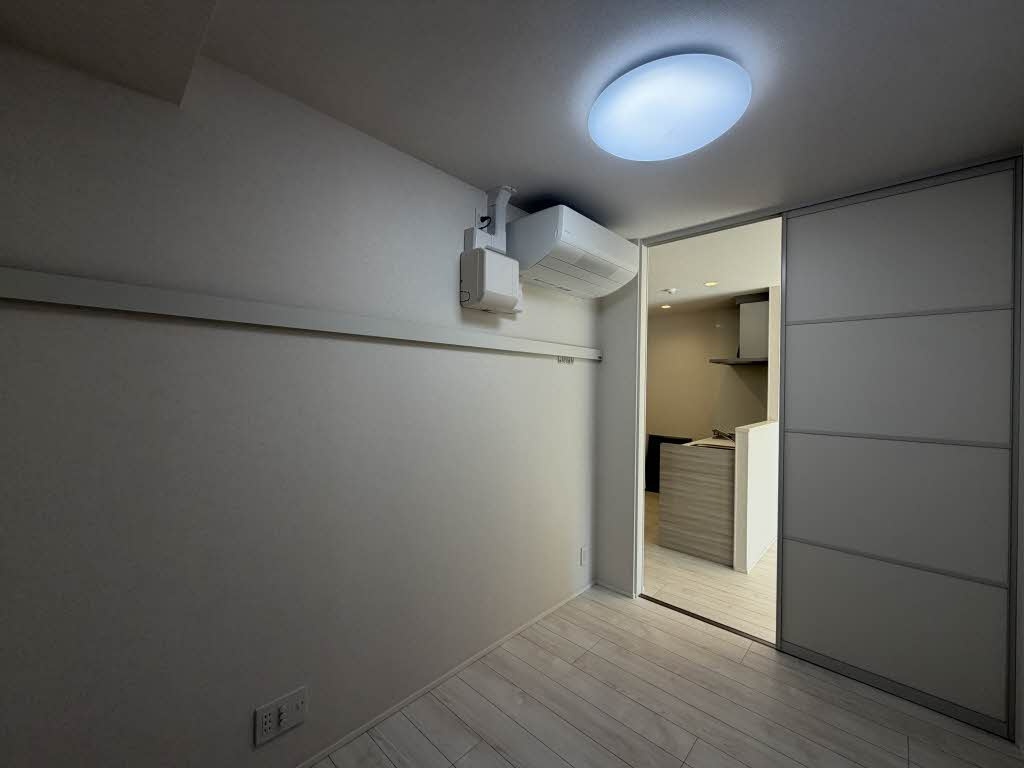 ルル・アルエットの洋室