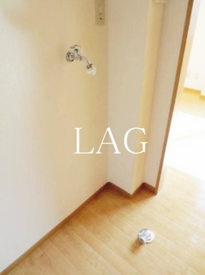 【設備】 | コーポラス本町 | 室内洗濯機置き場です。