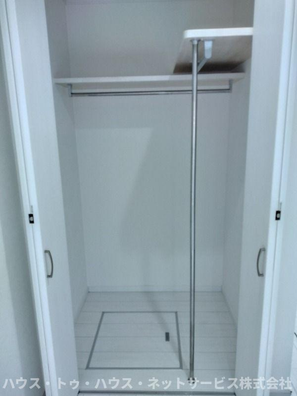 Infoglia Axisの収納