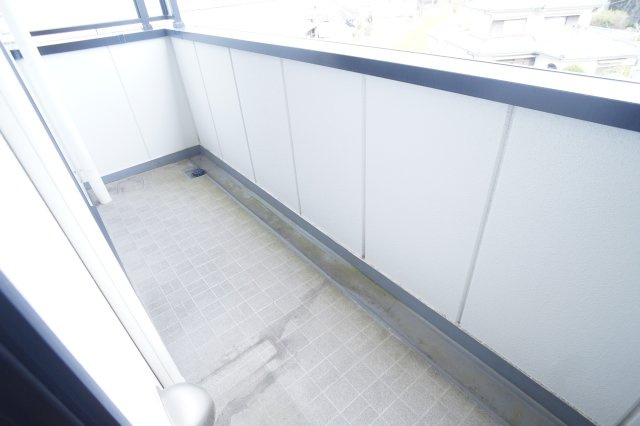 アヴェニュー東松ヶ丘のバルコニー