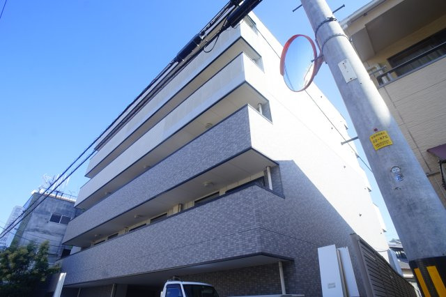 アヴェニュー東松ヶ丘の外観