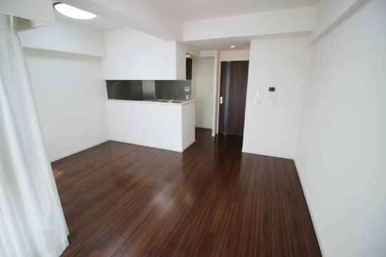 オープンレジデンス赤坂テラスの居間・リビング