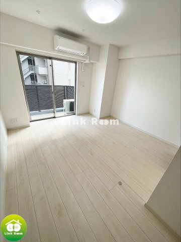 QUALITAS江東佐賀　（旧トラディス佐賀）の居間・リビング