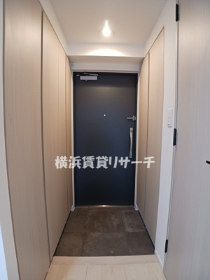 【玄関】 | アソシエール大倉山