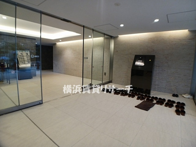 【エントランス】 | アソシエール大倉山