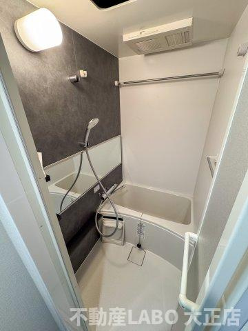 プレサンス天王寺デルニエの浴室