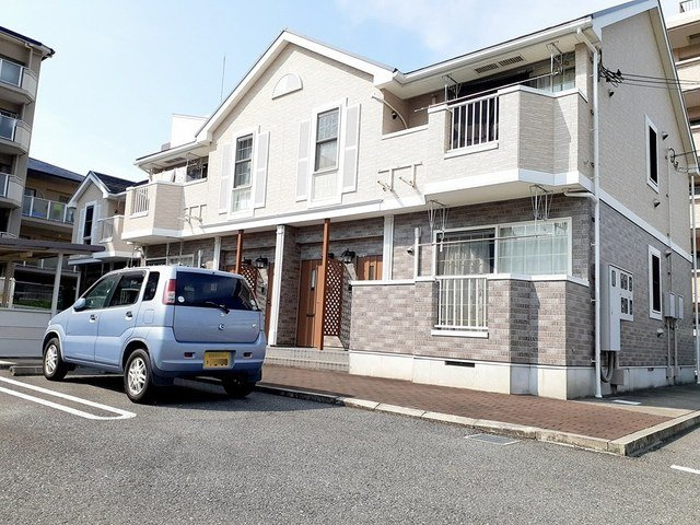 ハイツラフレシール