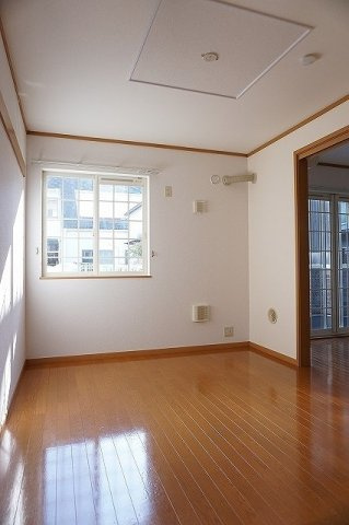 ハイツラフレシールの内装